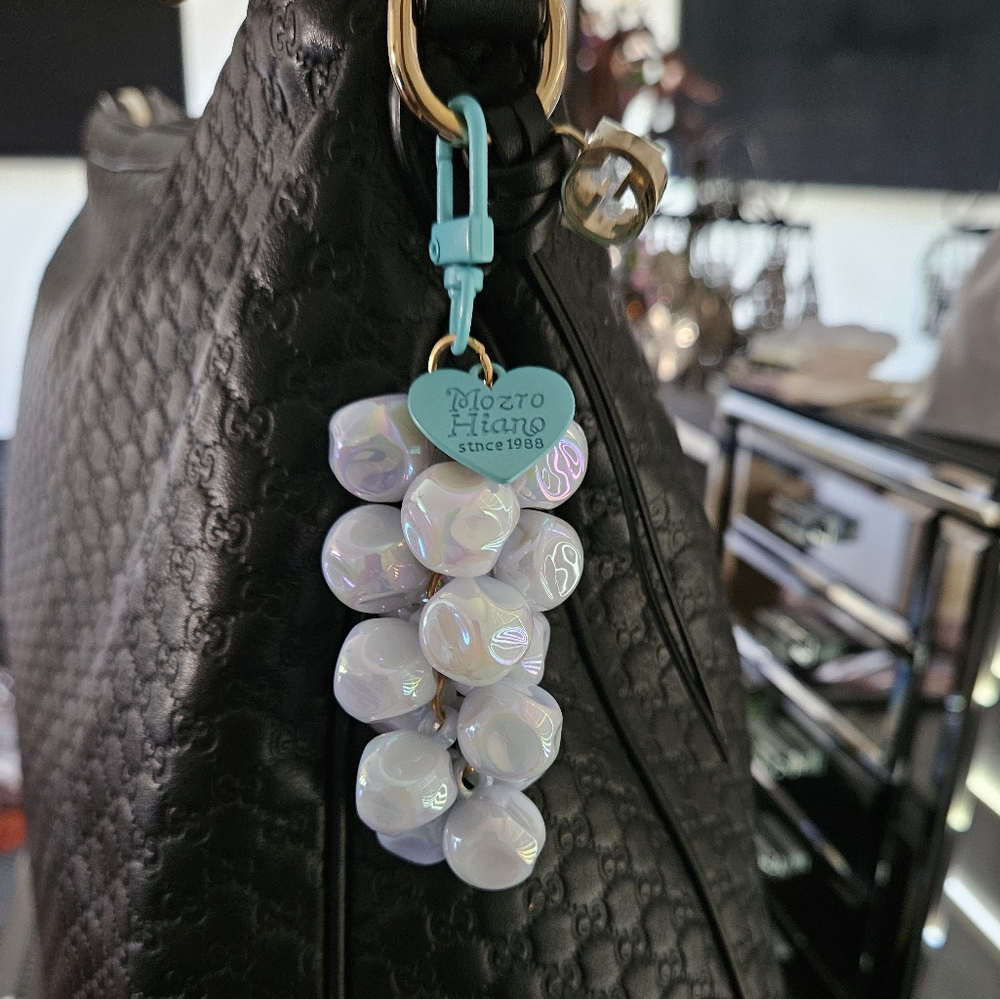 Acrylic Beads Grape and Heart Bag/Keychain - NIP - Picture 1 of 6